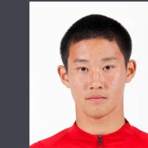 19岁国脚杨铭锐将继续留在大连英博，德甲转会传闻遭到球迷质疑