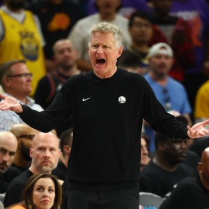Shams：科尔与勇士续约2年！ 将继续保持NBA最高薪地位